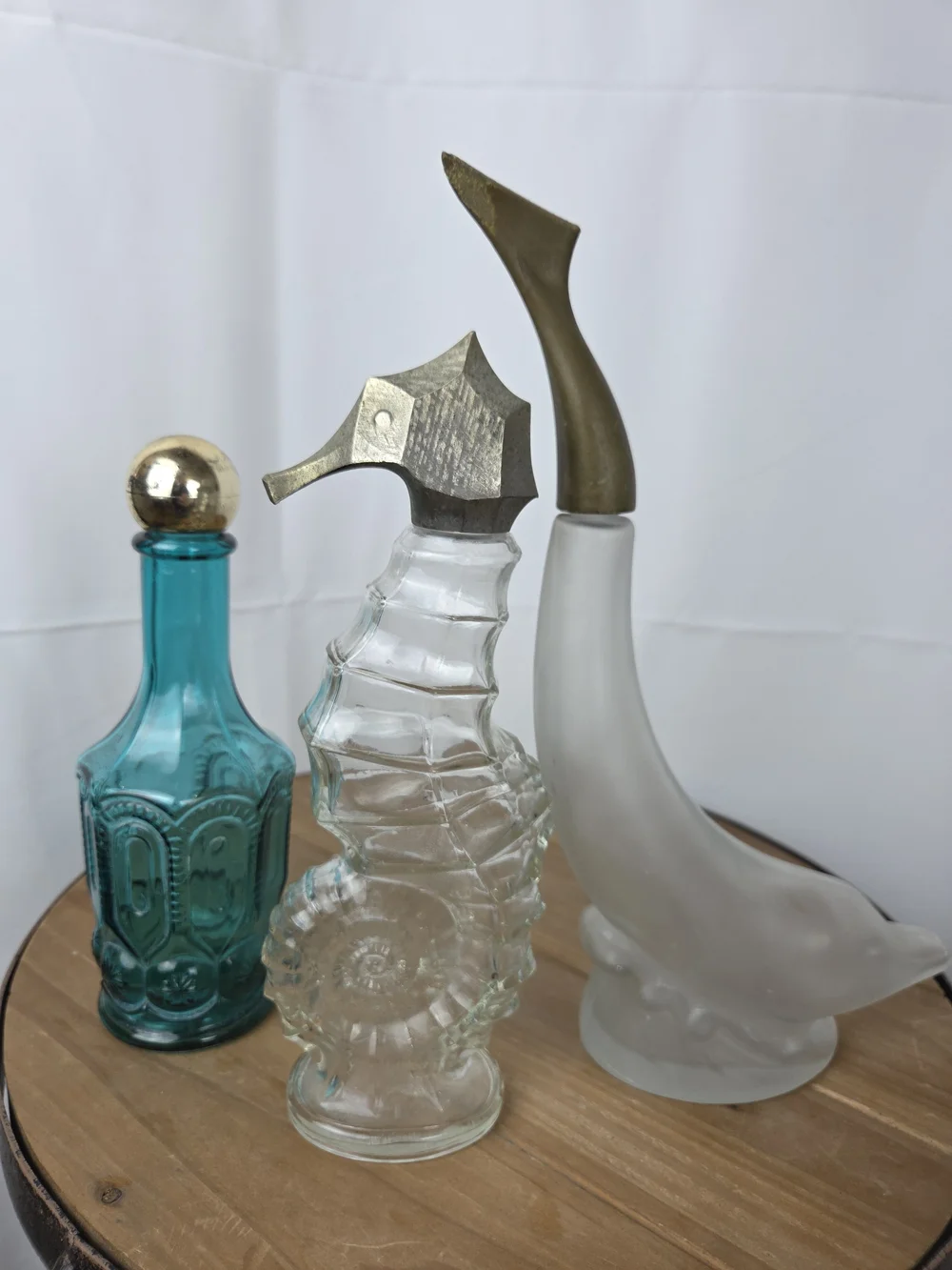 Avon Vintage Glass Bottles. - Picture 11 of 13
